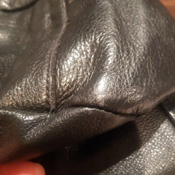 LIEBESKIND Berlin hobo bag - Picture 8 of 13